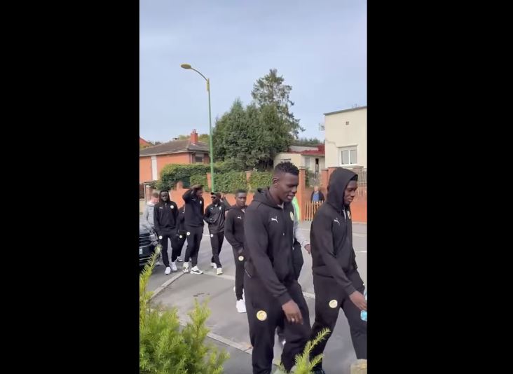 Sénégal Vs Cameroun : La balade d’avant match des Lions … (Vidéo)
