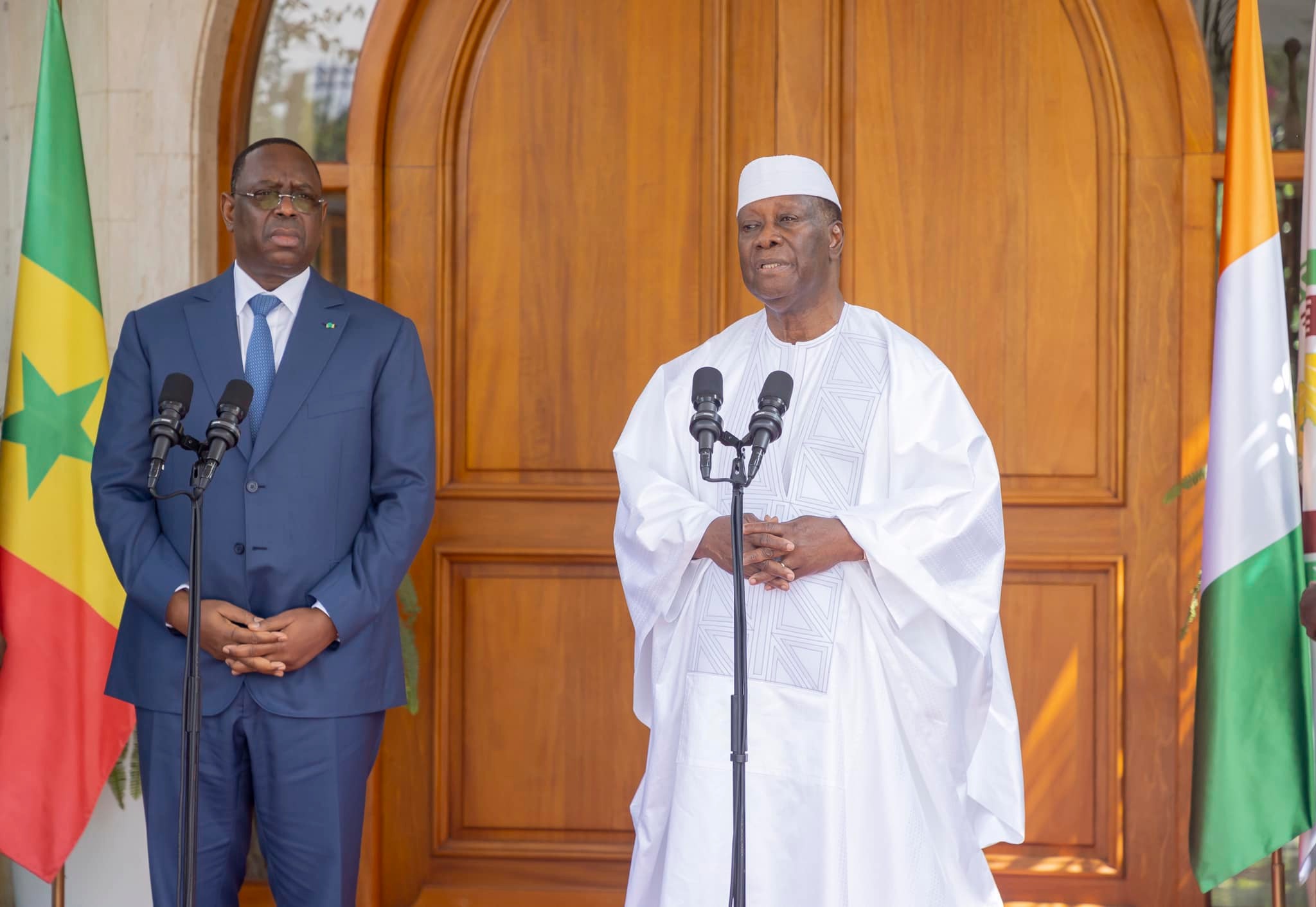 Diplomatie : Macky Sall en visite d’amitié et de travail en Côte d’Ivoire (Photos)