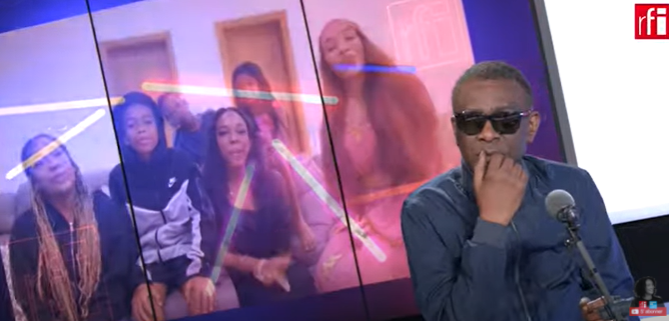 Youssou Ndour choqué par cette belle surprise de ses enfants (vidéo)