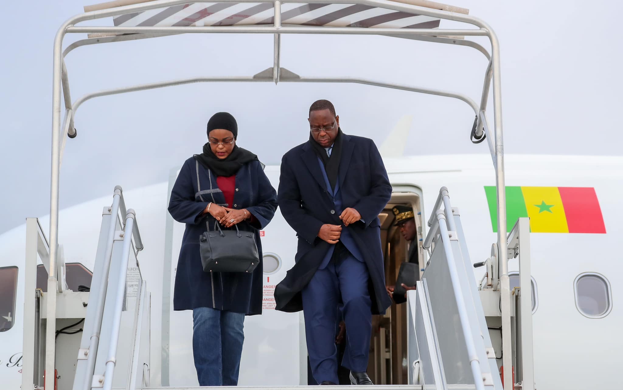 Forum de Paris sur la paix : Macky Sall à Paris en compagnie de Marième Faye Sall…