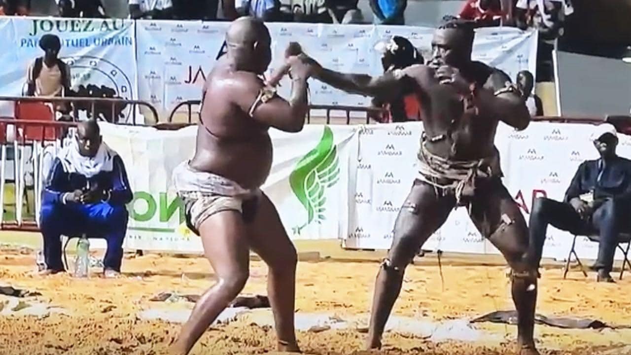 Lutte : Victoire de Lac de Guiers 2 sur Siteu …(vidéo)