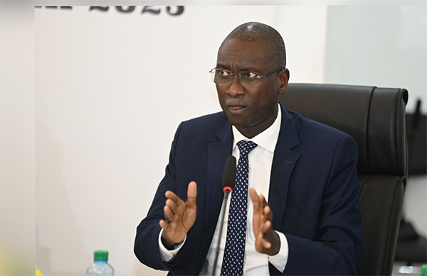 Madior Fall: « Sénégal est le seul pays où on peut insulter le président et rentrer tranquillement chez soi »