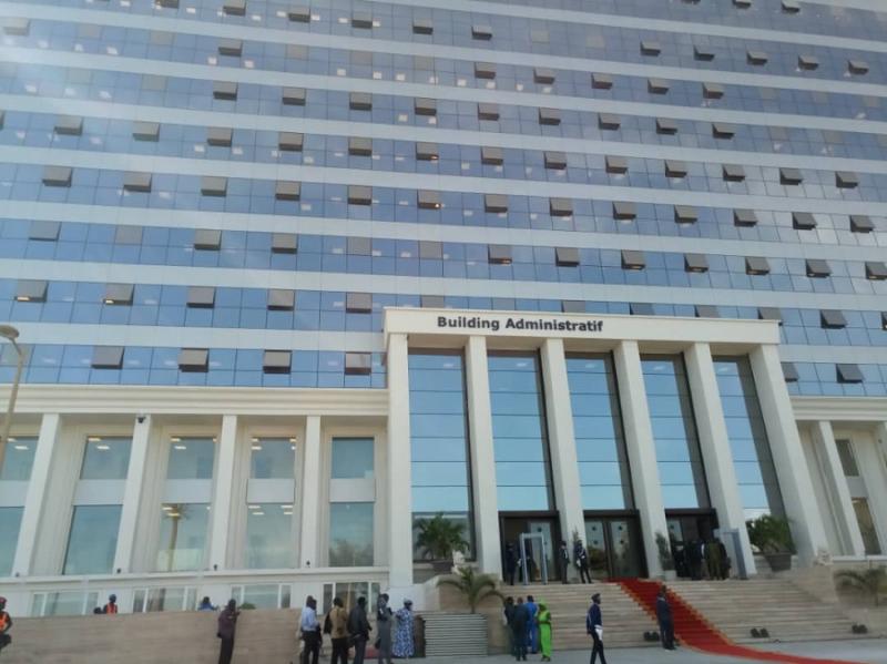 Plaidoyer pour une administration-centaure – Par Mamadou THIAM*