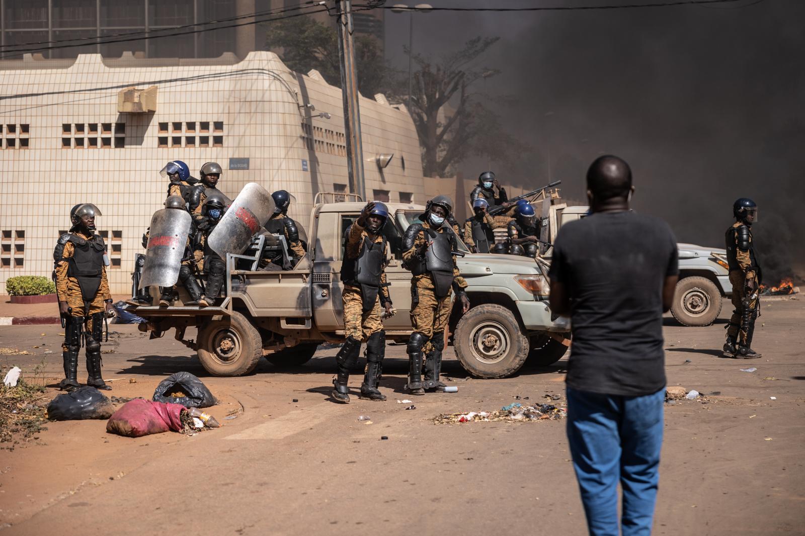 Burkina Faso : Une Attaque Terroriste D’ampleur Vise La Ville De Djibo…