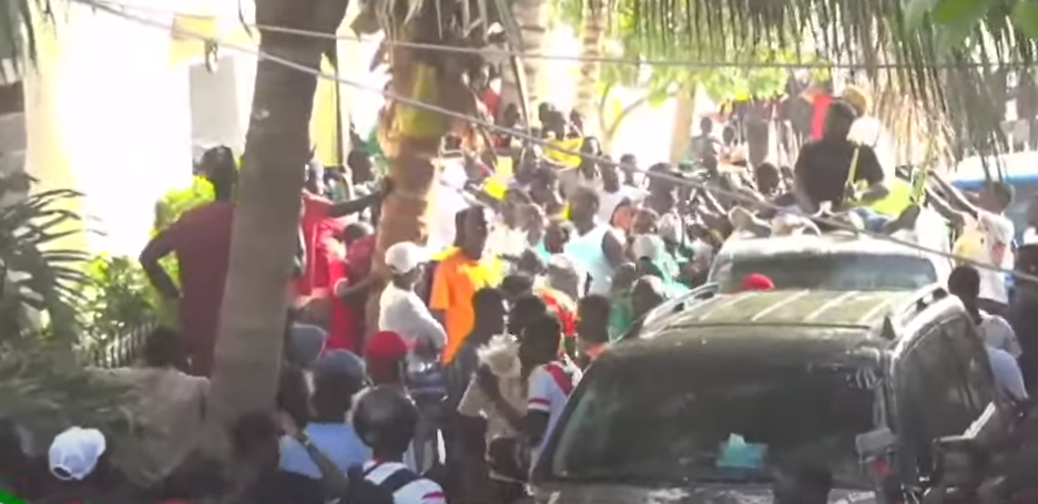 Combat contre Tapha Tine : Le départ très mouvementé de Eumeu Sene… (vidéo)