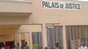 Le khalife d’une famille religieuse traîne son fils en justice : « il a engrossé sa belle sœur… »