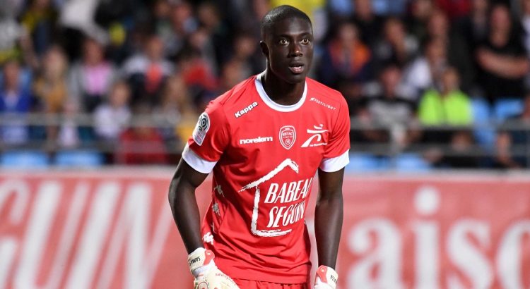 Mamadou Samassa absent de la CAN 2023 : Un contrat qui fait débat