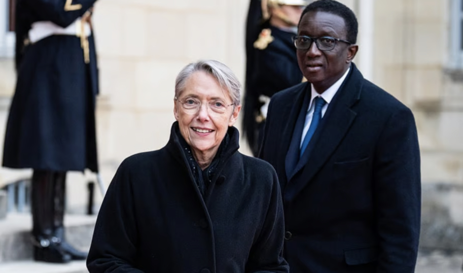 Rencontre ce jeudi matin entre Élisabeth Borne et Amadou Ba à Paris