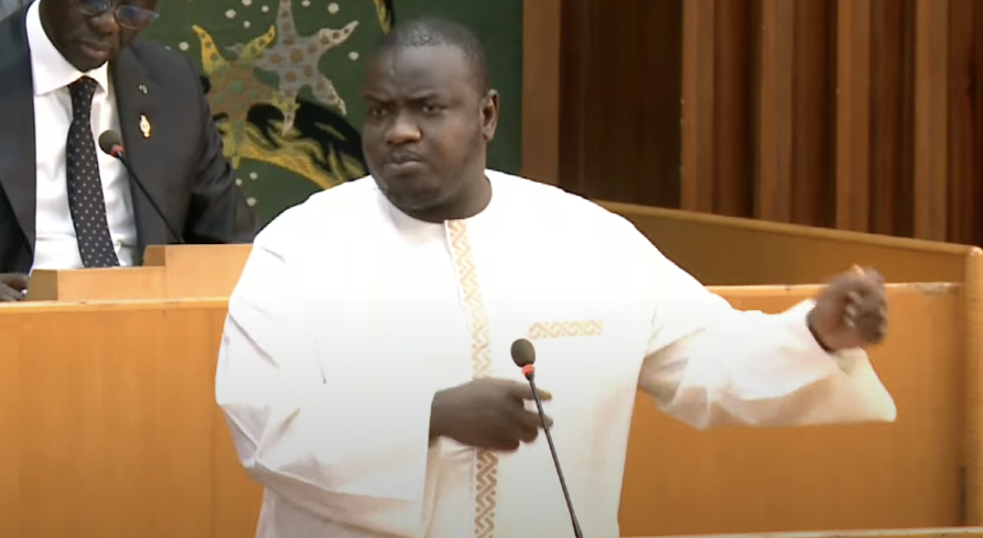 Qu’a vraiment dit le député accusant Sonko d’avoir reçu des milliards de l’étranger pour…
