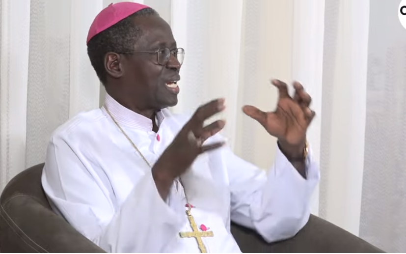 Bénédictions des couples homosexuels : L’archevêque de Dakar accuse les médias et précise la pensée du Pape