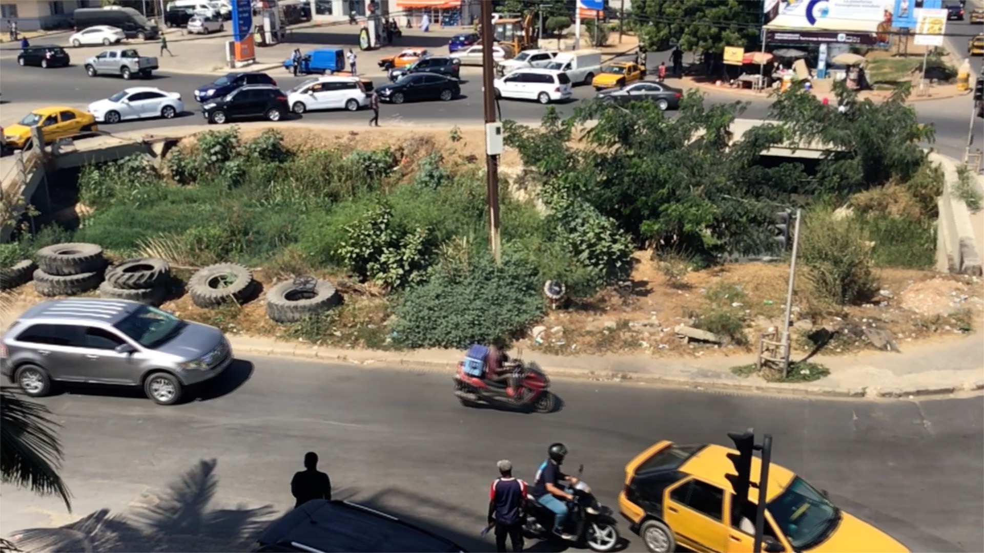 Réintégration de Sonko : Des klaxons retentissent dans des cris de joie à Dakar