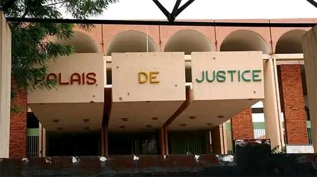 Burkina Faso : Des élèves grévistes lourdement condamnés par la Justice