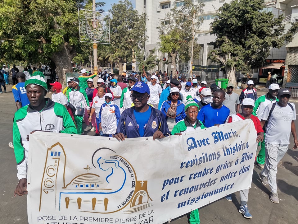 Randonnée Pédestre : L’Eglise marche avec la Fédé pour le centenaire de la cathédrale de Dakar