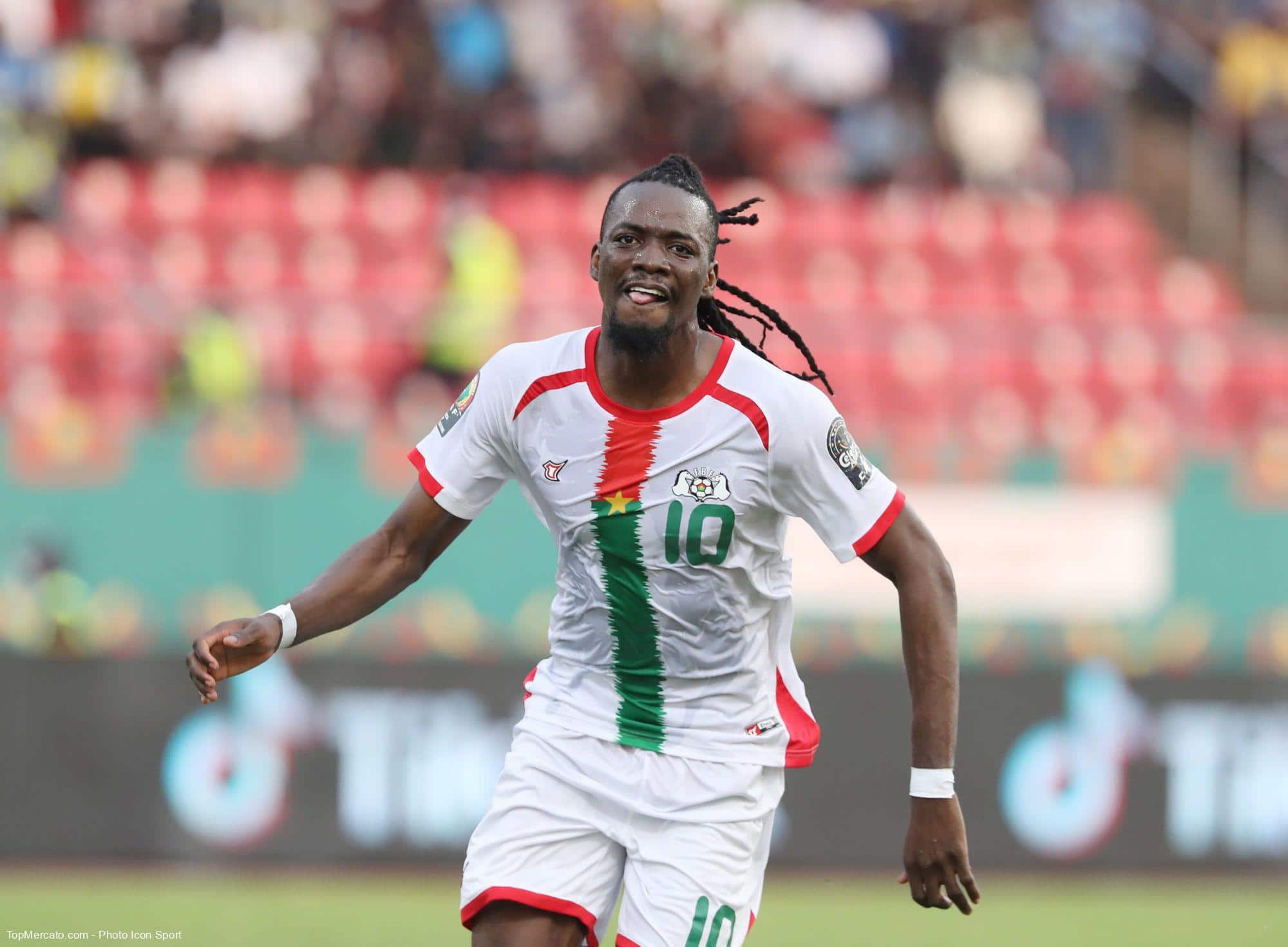 CAN 2023 : Bertrand Traoré sur le banc pour le premier match du Burkina Faso