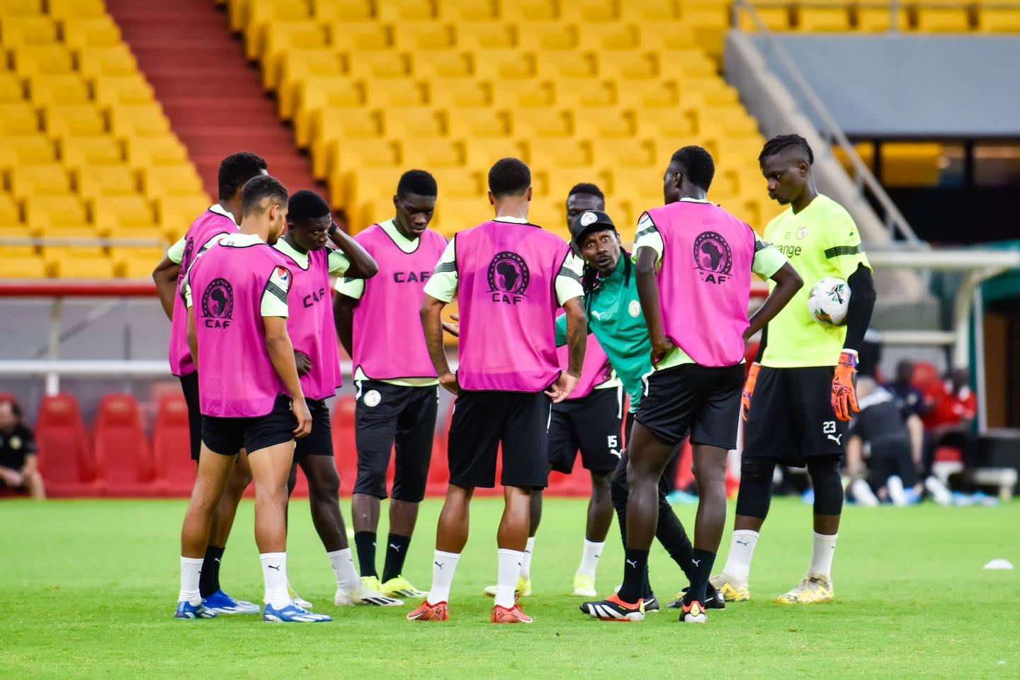 Entraînement perturbé des Lions du Sénégal: Mané et Kouyaté absents, 7 joueurs manquent