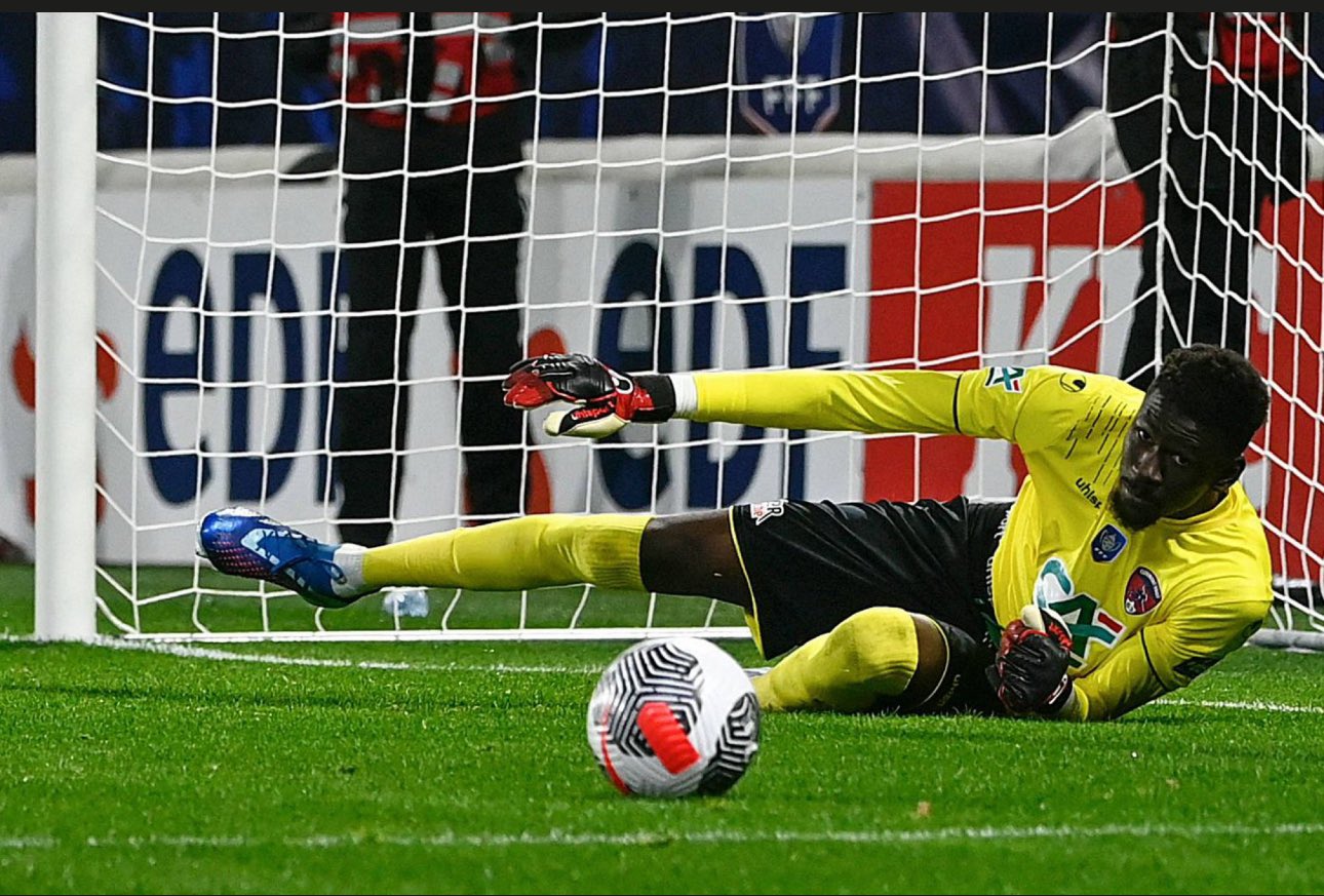 Exploit de Massamba Ndiaye à la Coupe de France : Clermont qualifié grâce à ses arrêts