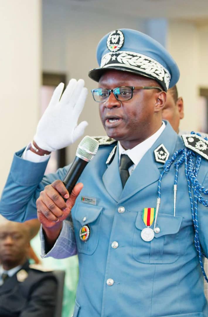 Le colonel Pape Djibril Diop honoré par l’Organisation mondiale des Douanes