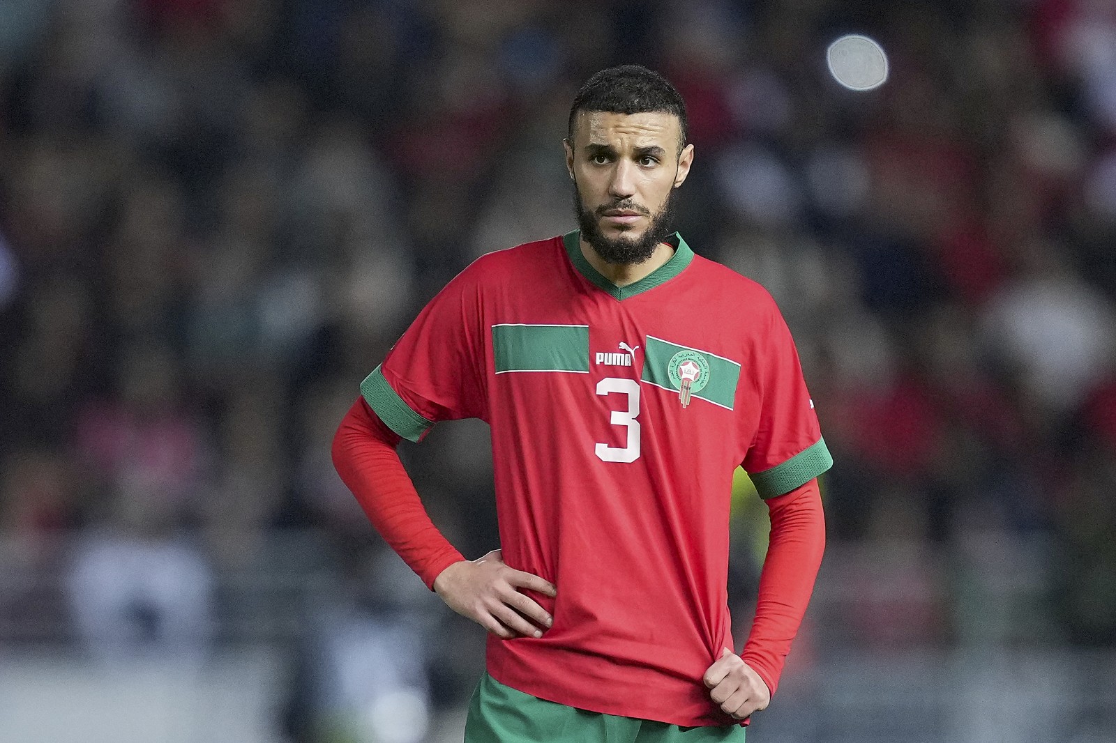 Noussair Mazraoui force son retour en sélection marocaine malgré une blessure