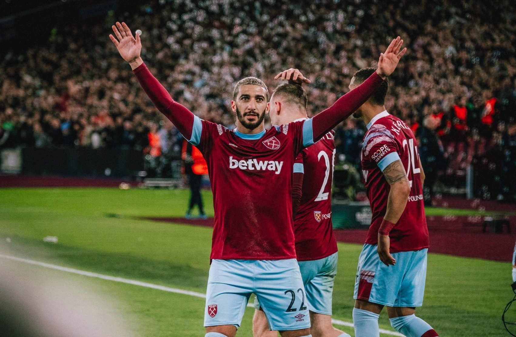OL lance une offensive pour l’ailier malheureux de West Ham, Saïd Benrahma