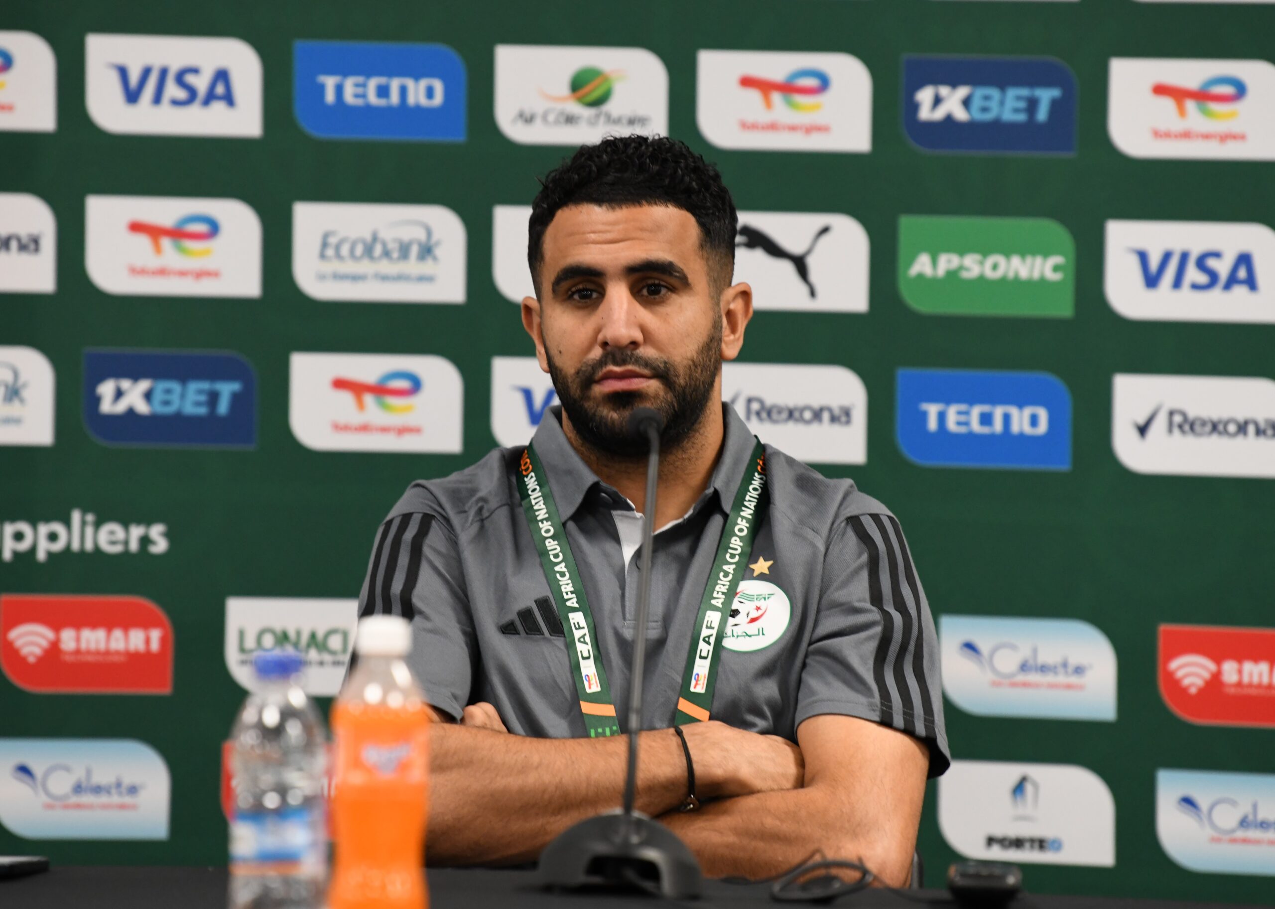 Riyad Mahrez: Concentration et prêt à affronter l’Angola avec l’Algérie