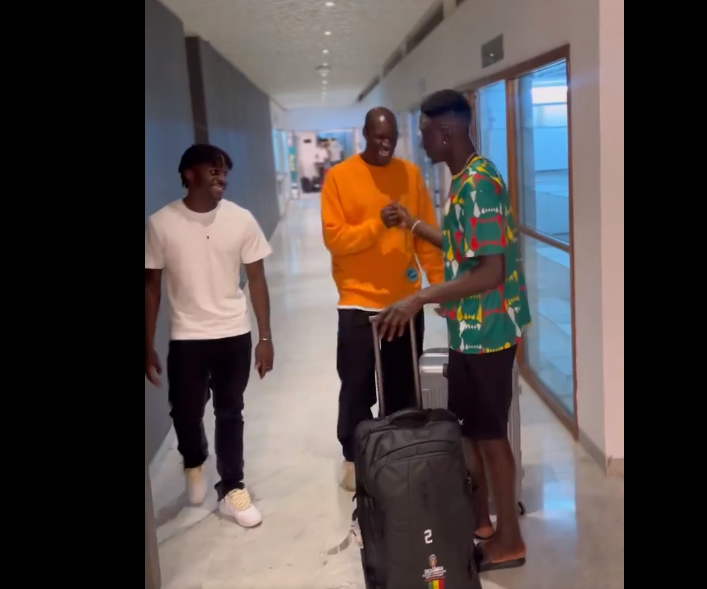 Can 2023 – Sénégal : Alfred Gomis et Bamba Dieng ont rejoint le groupe à Yamoussoukro (Vidéo)