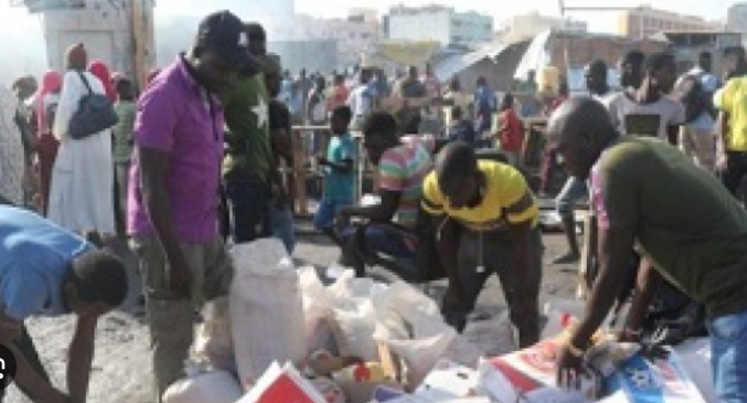 Marché Petersen de Bambey :  Les cantines des commercants démolies…