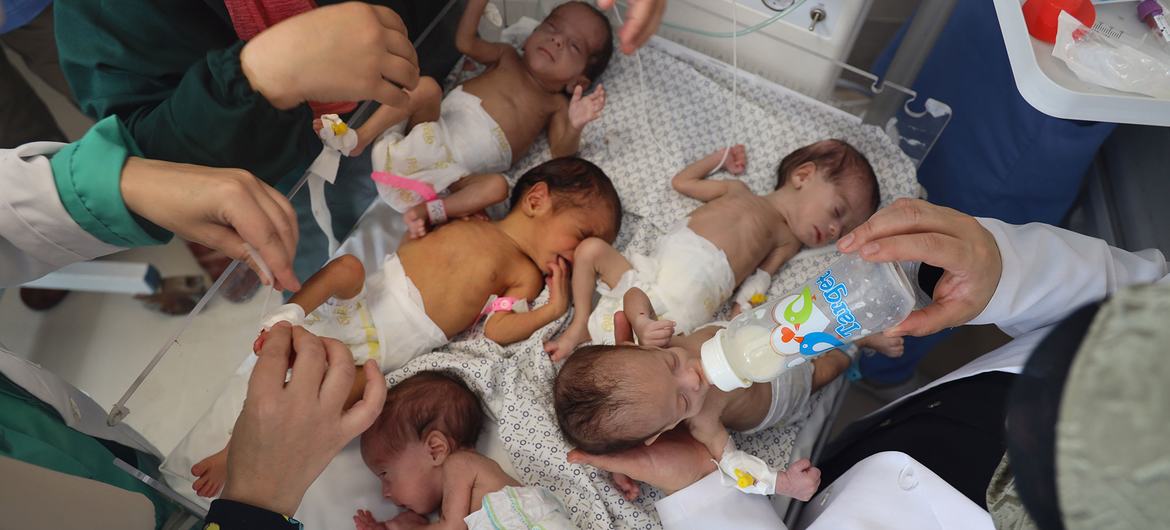 Gaza : « Des bébés naissent dans des conditions infernales et dans un contexte de pénurie d’aide », (Unicef)