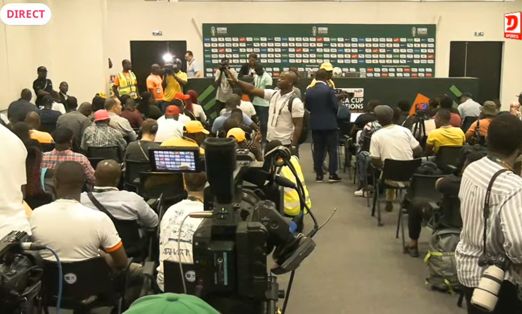 Match Sénégal-Cameroun : Suivez la conférence d’Aliou Cissé… (vidéo)