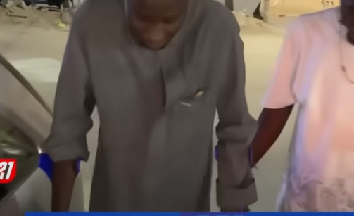 Mbaye Kouthia refait surface après son accident (vidéo)