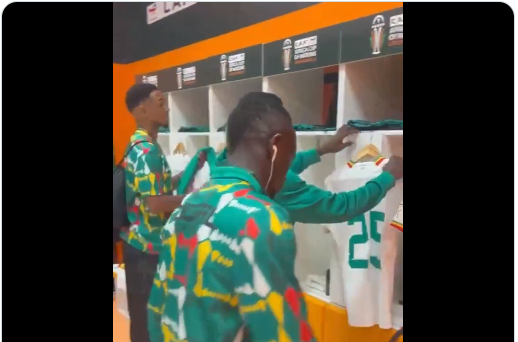 Découvrez les vestiaires des Lions du Sénégal (Vidéo)