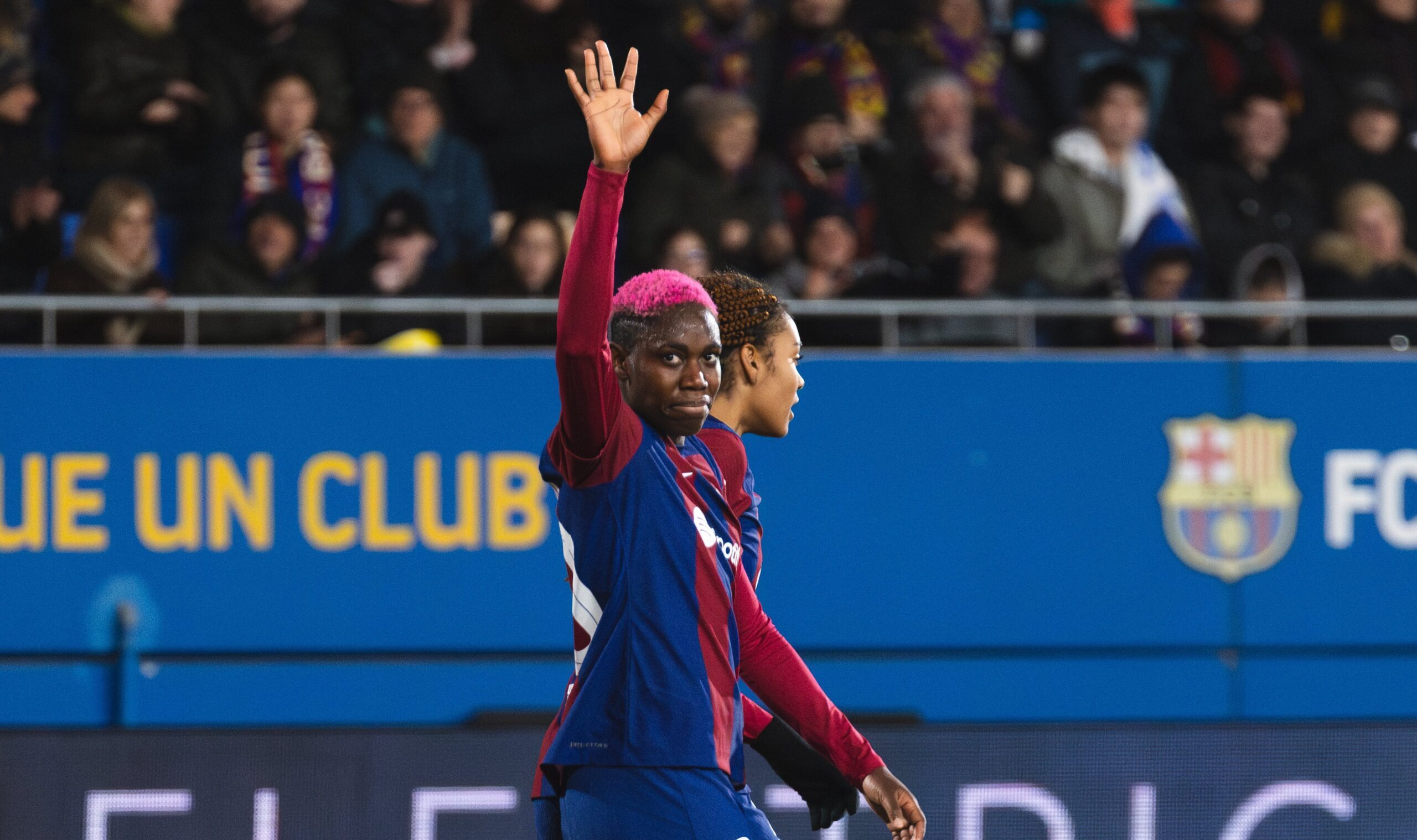 Asisat Oshoala quitte le FC Barcelone et rejoint le championnat féminin US