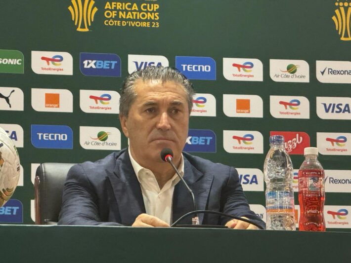José Peseiro soutenu par ses joueurs pour continuer avec le Nigéria