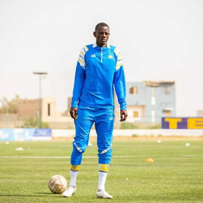 Le milieu sénégalais Pape Moussé Niang signe avec AJEL après son départ de Teungueth FC