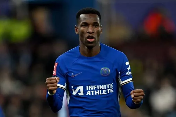 Nicolas Jackson brillant à gauche pour Chelsea, Pochettino charmé