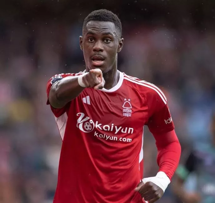 Premier but en Premier League pour l’international sénégalais Niakhaté malgré la défaite de Nottingham