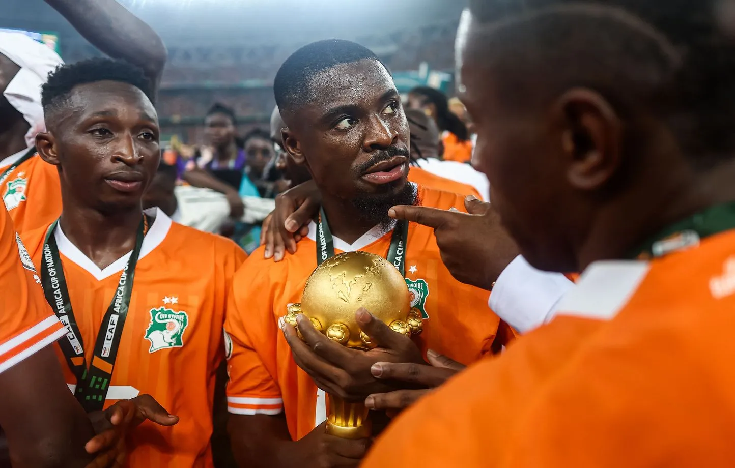 Serge Aurier célèbre le sacre ivoirien à la CAN 2024 avec un live controversé