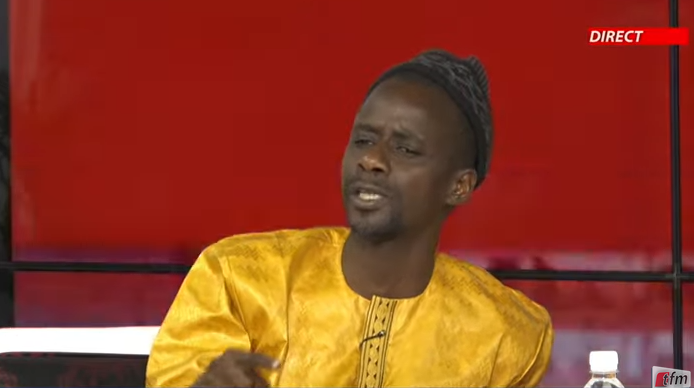 Fou malade : « Les députés ayant soutenu cette résolution ont trahi le peuple… » (vidéo)