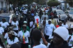 (11) Photos: Khalifa Sall suscite un engouement populaire à Dakar