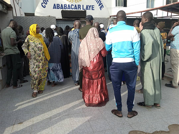 7,3 millions de Sénégalais votent pour un nouveau président sans l’incumbent