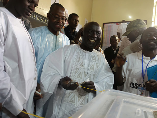 Appel à une élection présidentielle paisible et sécurisée au Sénégal