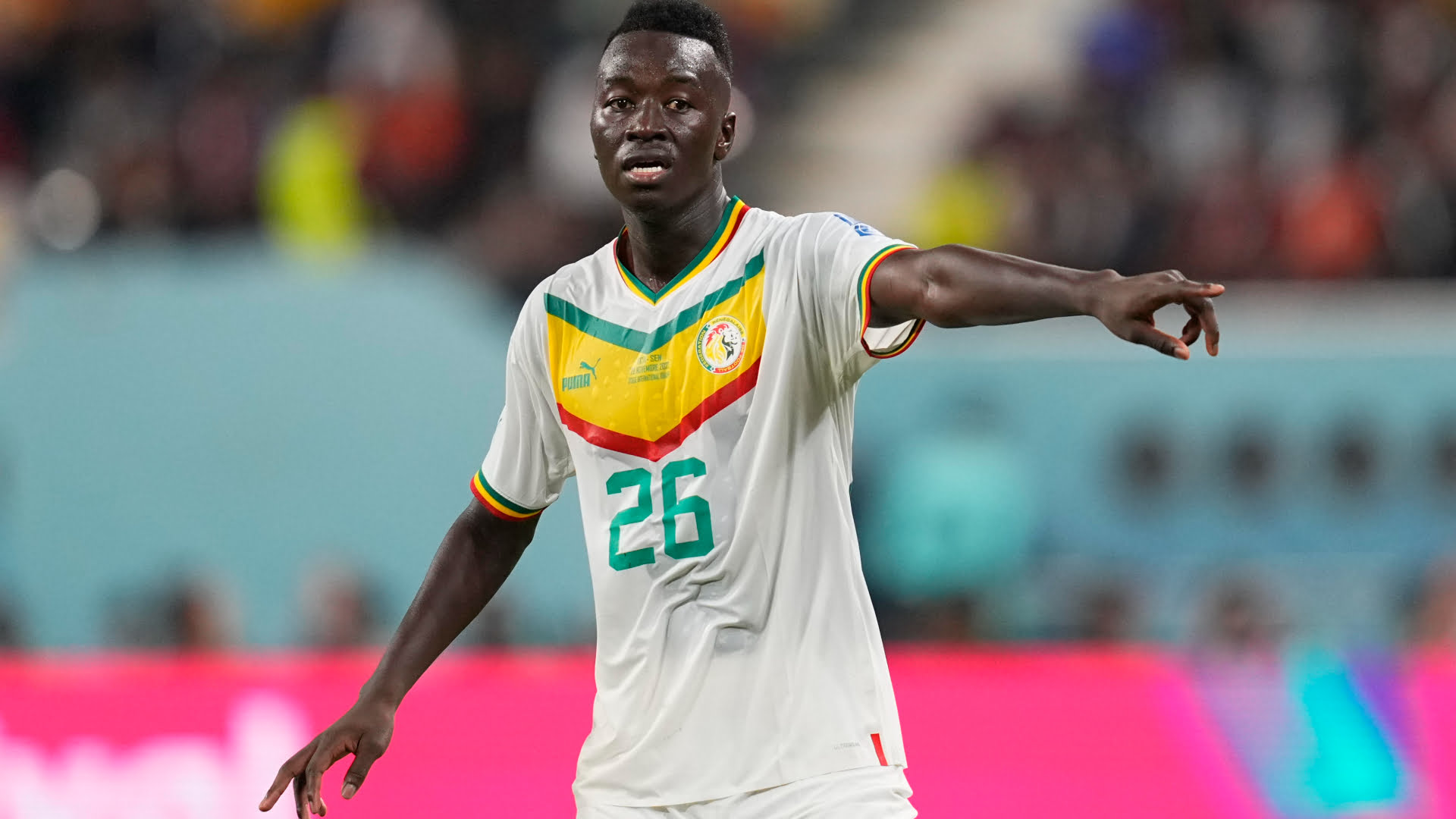 Coup dur pour l’OM : Pape Gueye quitte le rassemblement sénégalais sur blessure