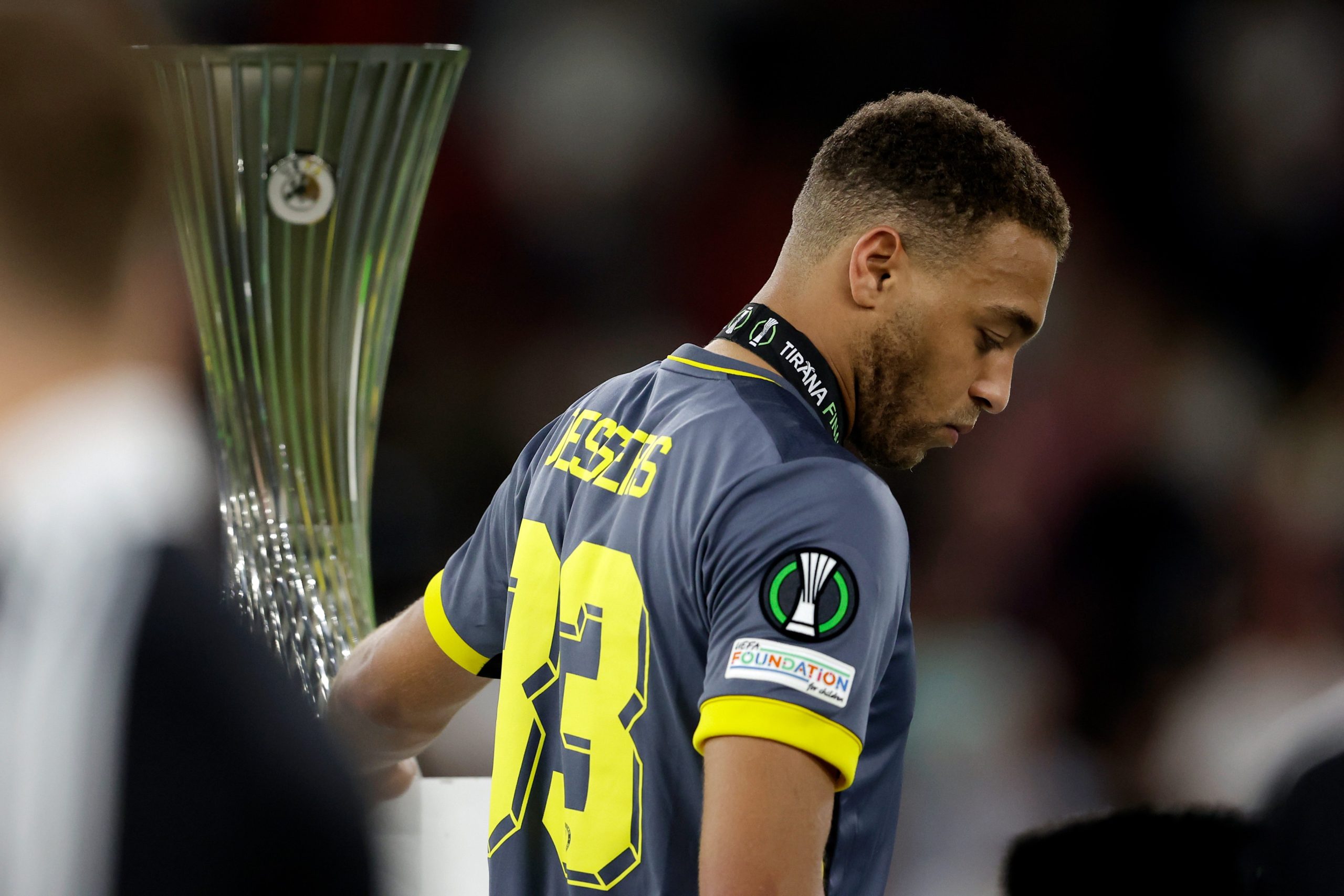 Cyriel Dessers revient sur son apogée en Ligue Europa Conférence