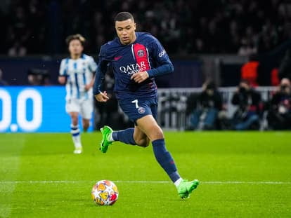 Kylian Mbappé propulse le PSG en quarts de la Ligue des champions