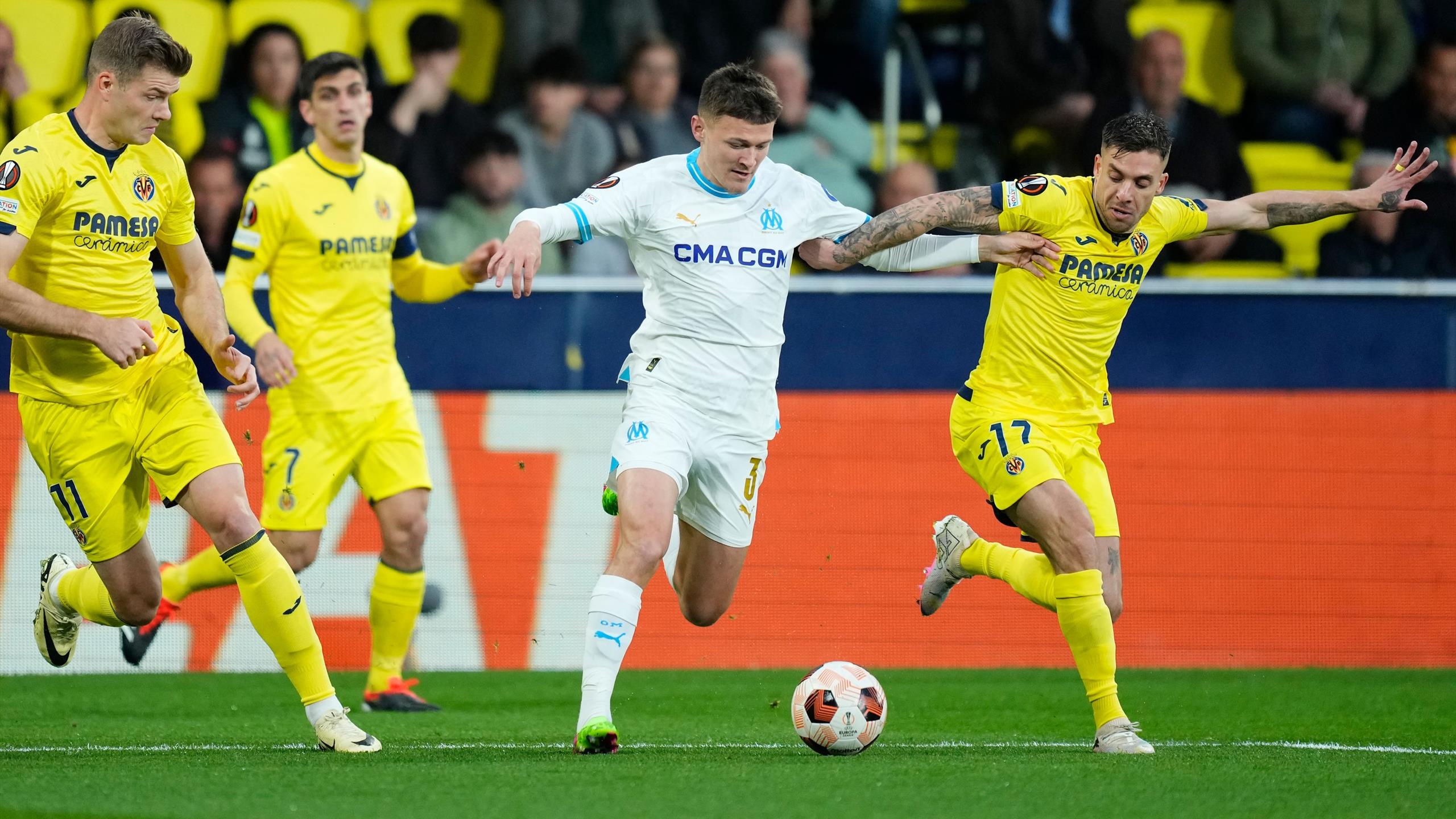 L’OM arrache sa qualification pour les quarts de finale après une soirée éprouvante