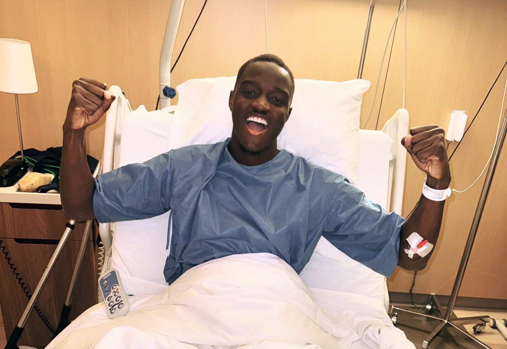 Mouctar Diakhaby, défenseur lyonnais, réussit son opération du genou