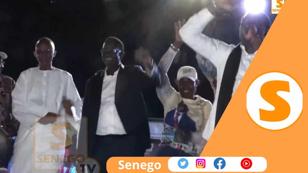 La Danse De Amadou Ba Au milieu Des Militants (Senego TV)