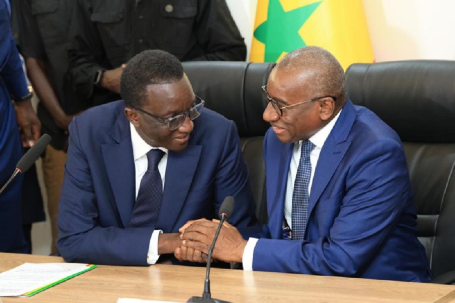 Primature – Amadou Ba passe le témoin à Me Sidiki Kaba: « Bien que je quitte mes fonctions… »