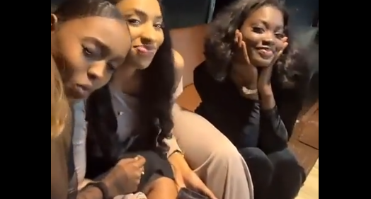 Amy Léa, Virginie, Ndeye Marie et Mai se défoulent sur du Ashs The Best (vidéo)