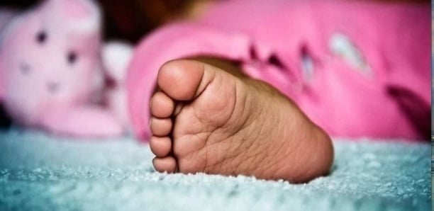 Un nouveau-né découvert dans un dépotoir d’ordures, ses parents recherchés (communiqué)