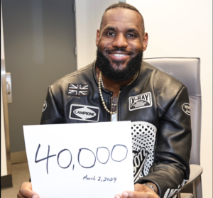 Basket: À 39 ans, LeBron James devient le premier joueur à marquer plus de 40 000 points en NBA